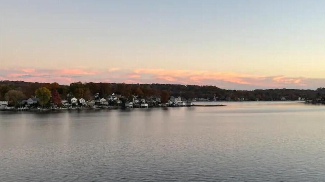 Photo of Others in Glasser