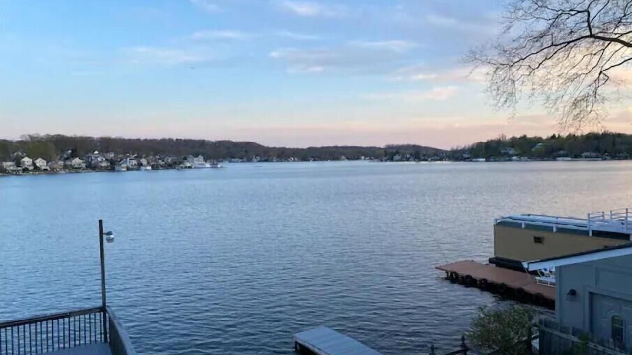 Photo of Others in Glasser