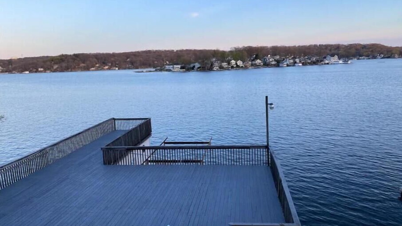 Photo of Others in Glasser