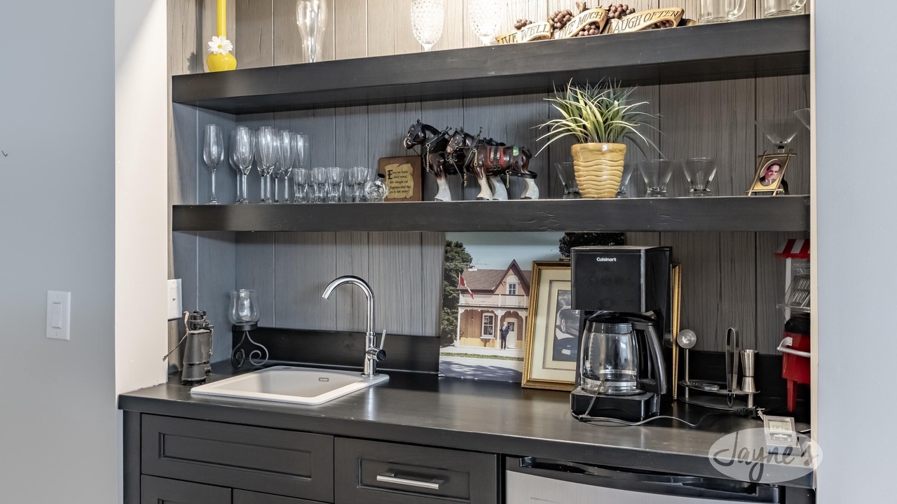 Photo of Kitchen in Oro Station