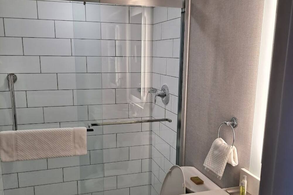 Photo of Bathroom in Moon Township