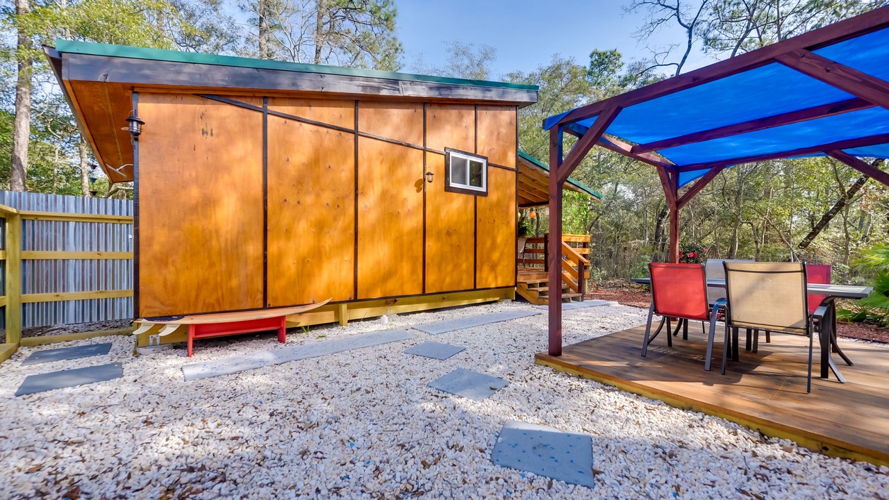 Photo of Outdoor in Supply