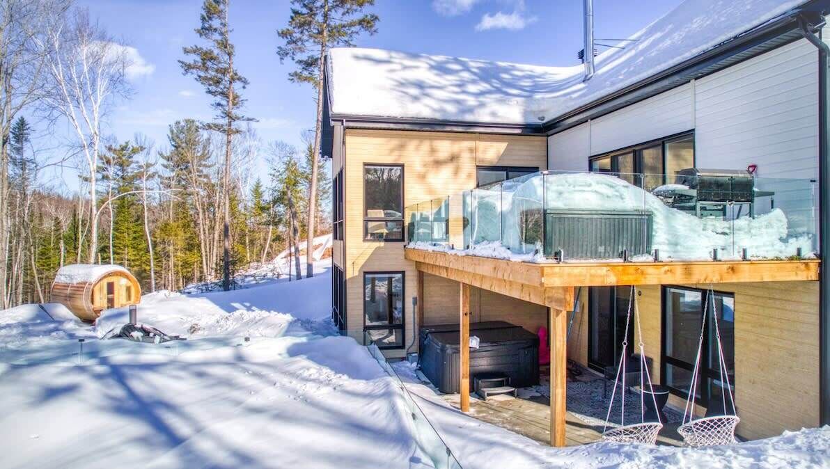 Photo of Outdoor in West End