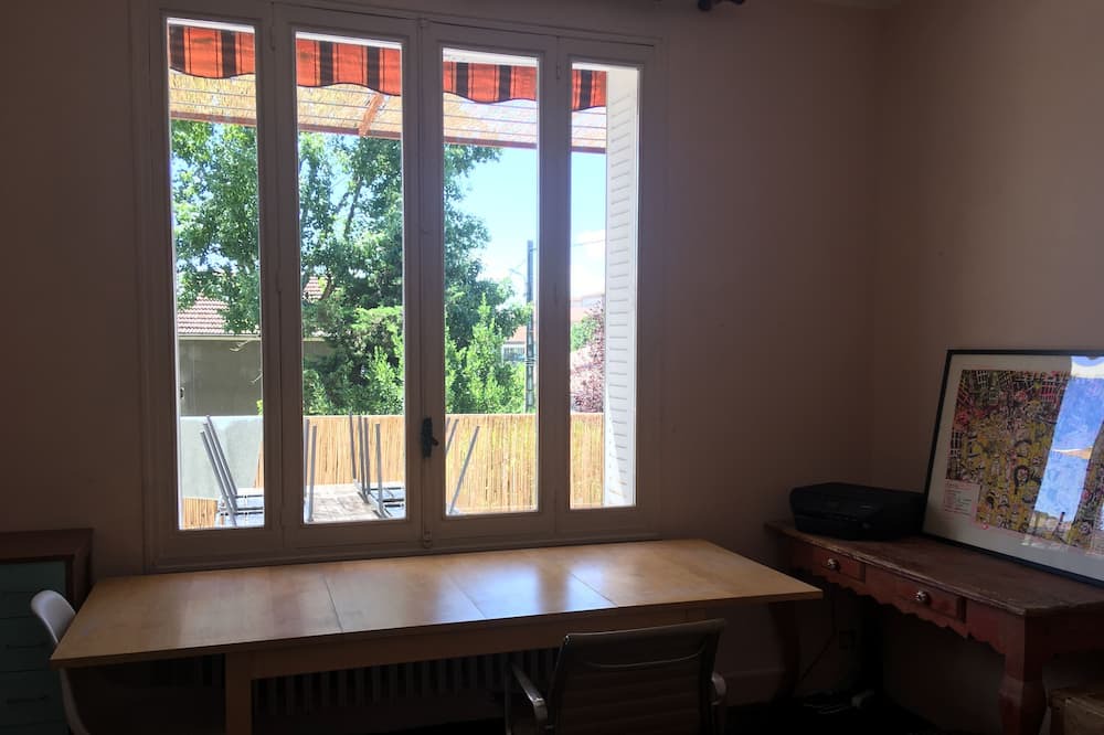 Photo of Others in Crest