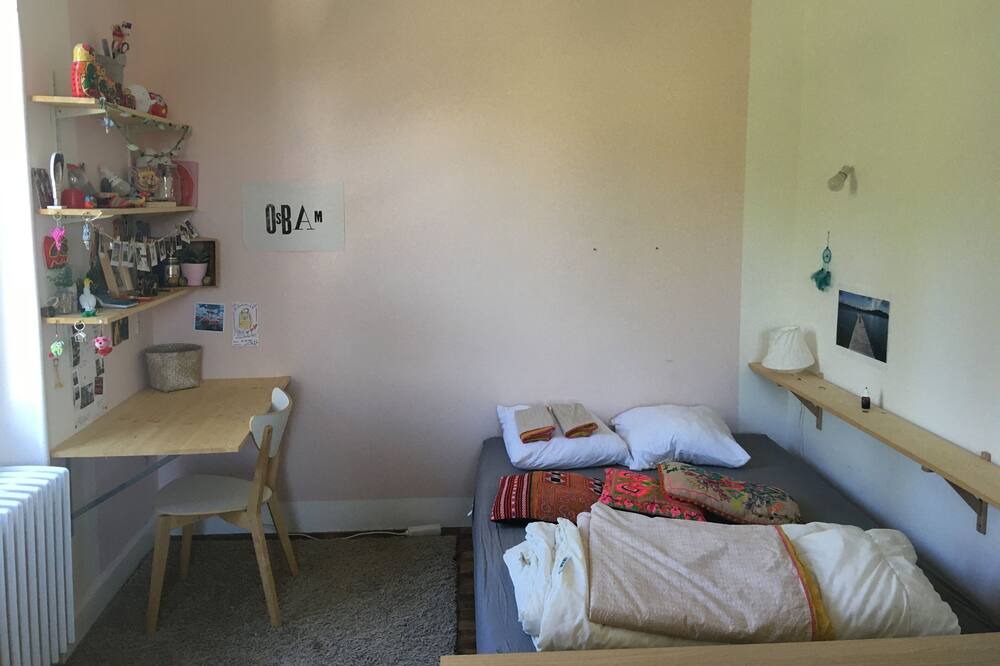 Photo of Bedroom in Crest
