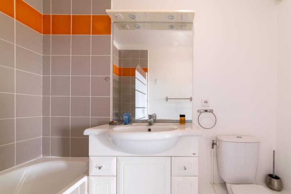 Photo of Bathroom in Monteux