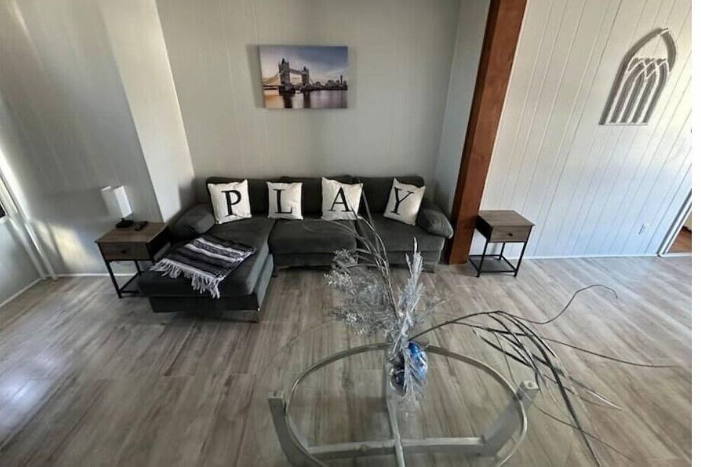 Photo of Livingroom in Waterbury