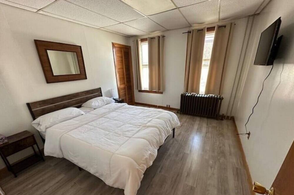 Photo of Bedroom in Waterbury