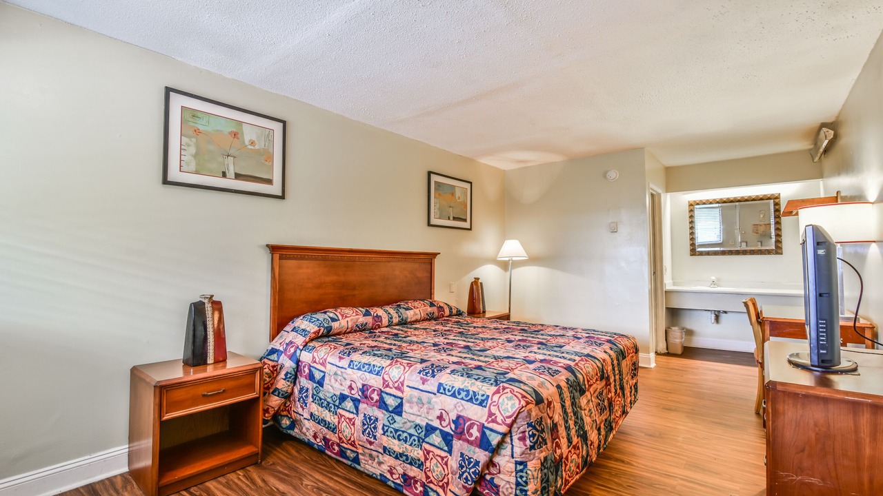 Photo of Bedroom in Decatur