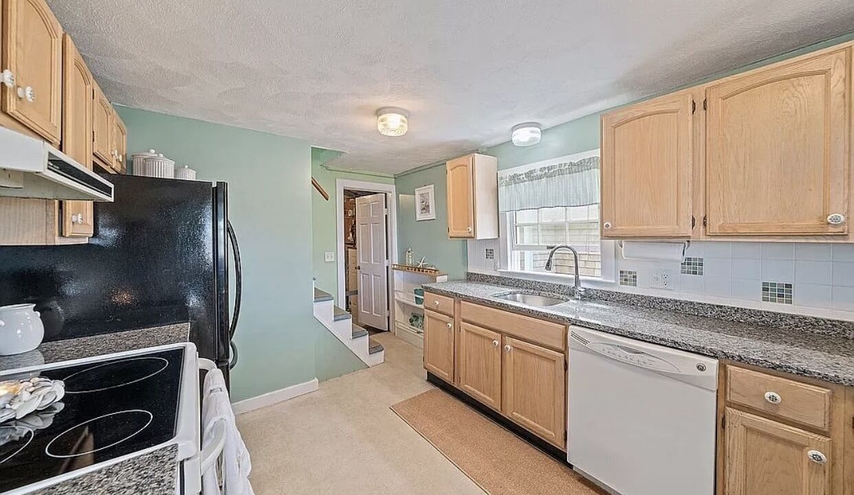 Photo of Kitchen in Brant Rock