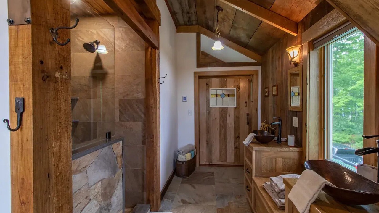 Photo of Bathroom in East Burke