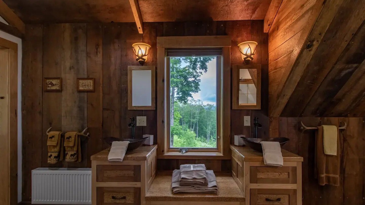 Photo of Bathroom in East Burke