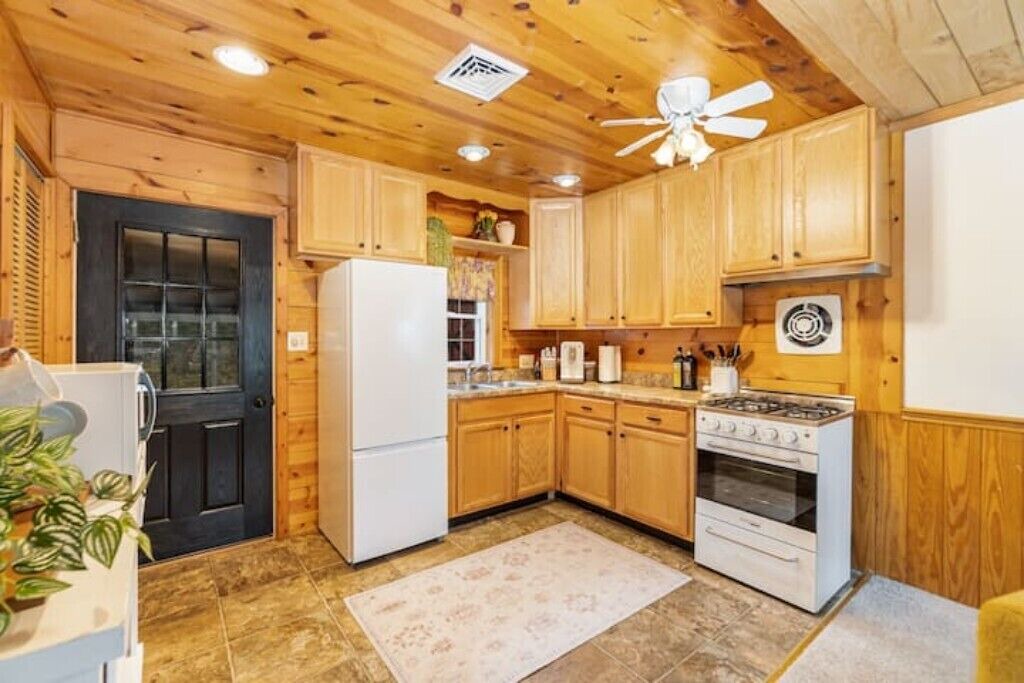 Photo of Kitchen in Biglerville