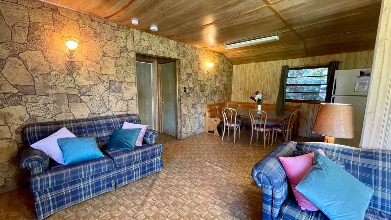 Photo of Livingroom in Rosedale