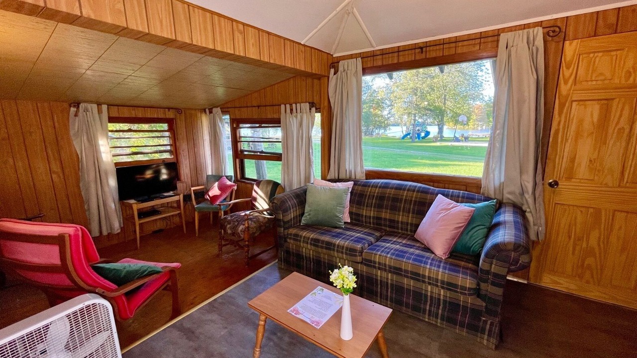 Photo of Livingroom in Rosedale
