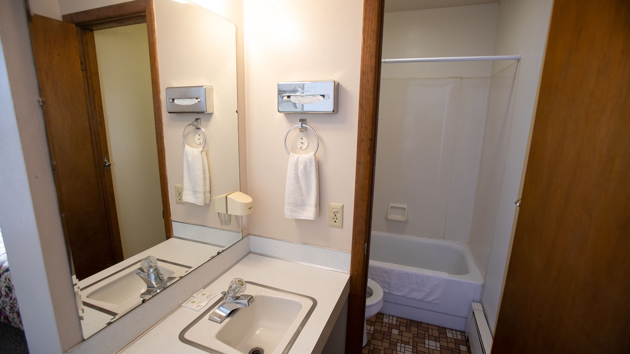 Photo of Bathroom in Okmulgee