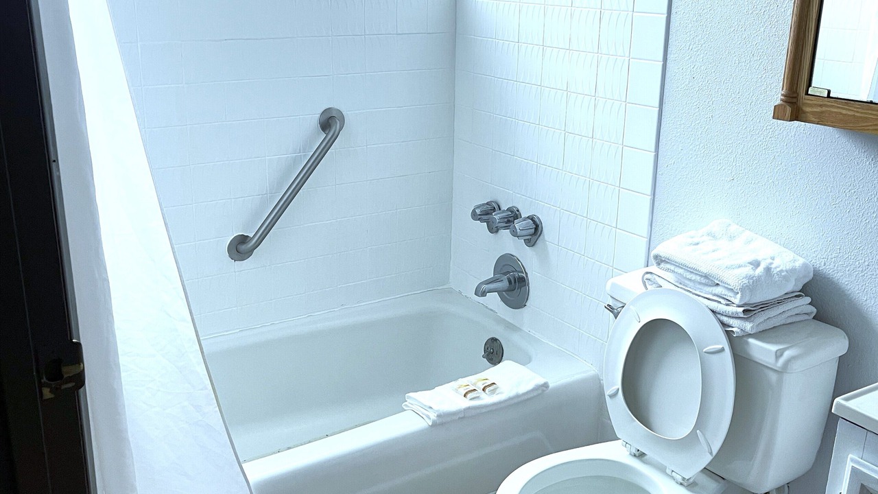 Photo of Bathroom in Auburn