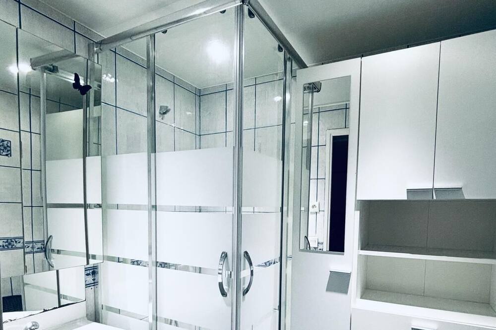 Photo of Bathroom in Bonnee