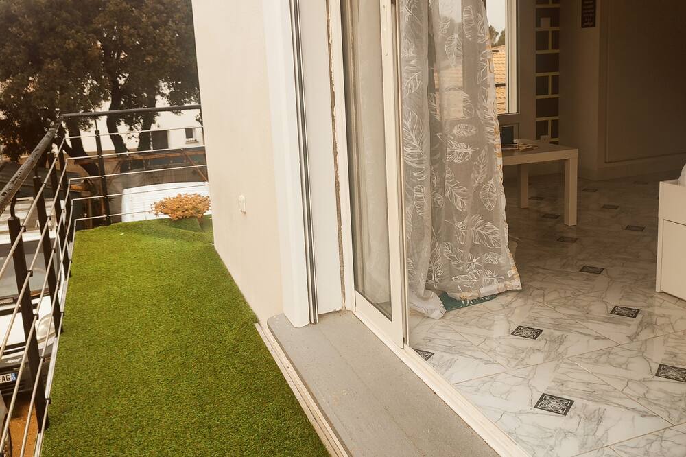 Photo of Outdoor in Miramas