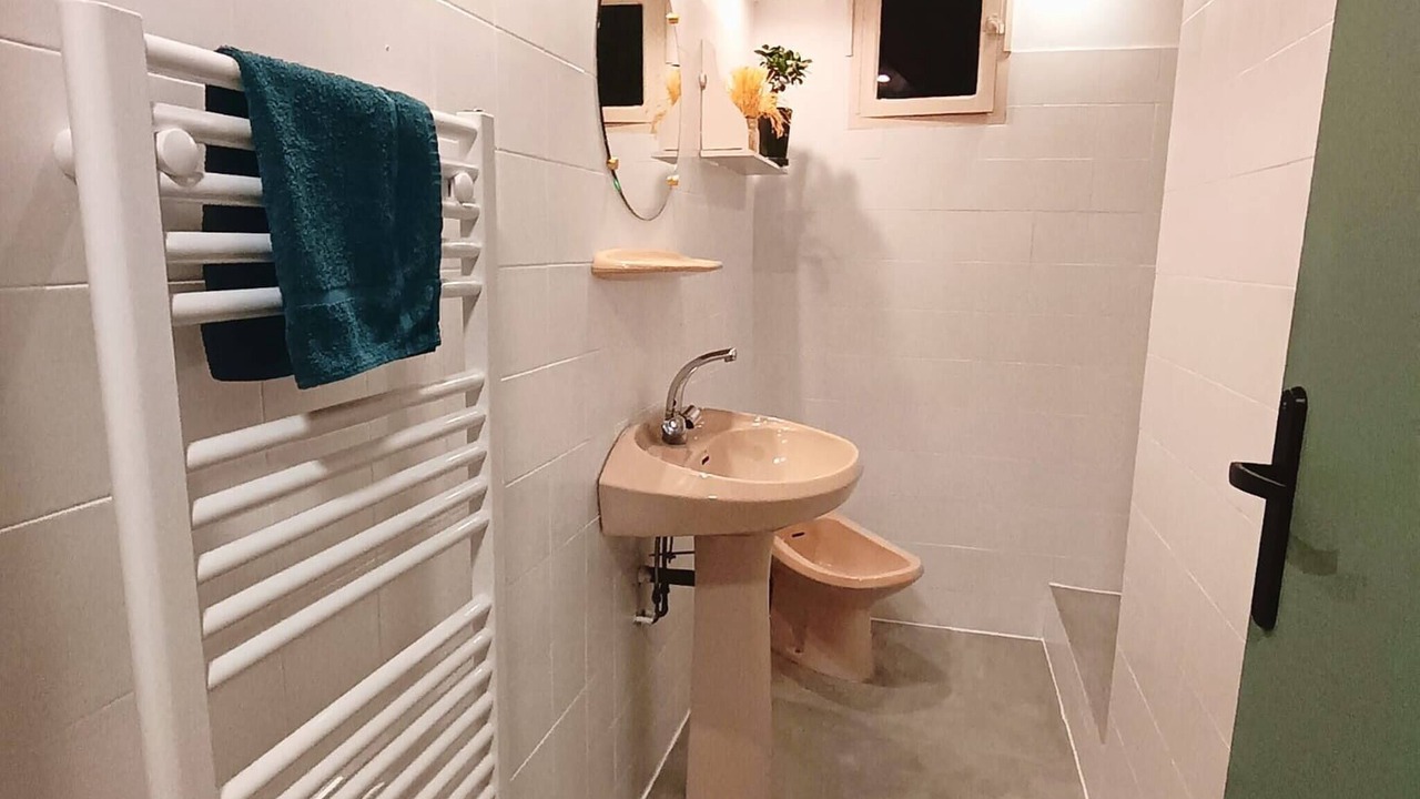 Photo of Bathroom in Lodeve