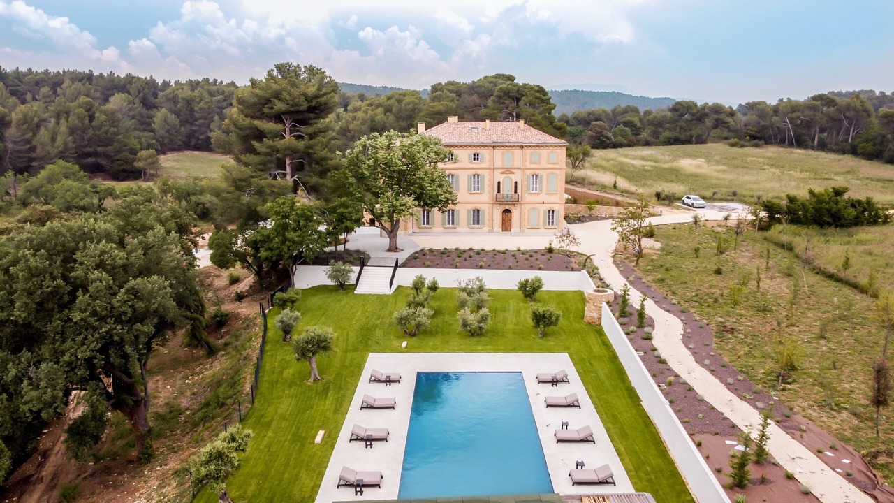 Photo of Outdoor in Bouc-Bel-Air