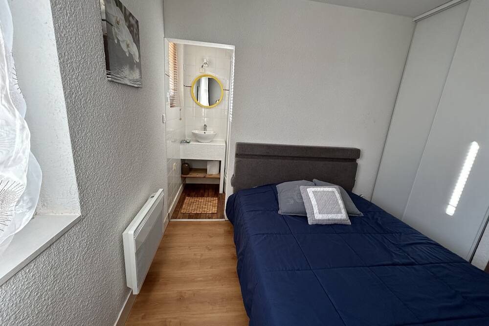 Photo of Bedroom in Luzenac