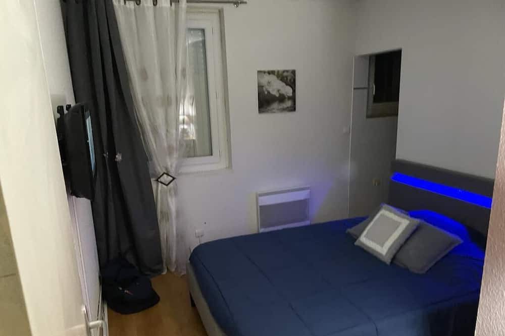 Photo of Bedroom in Luzenac