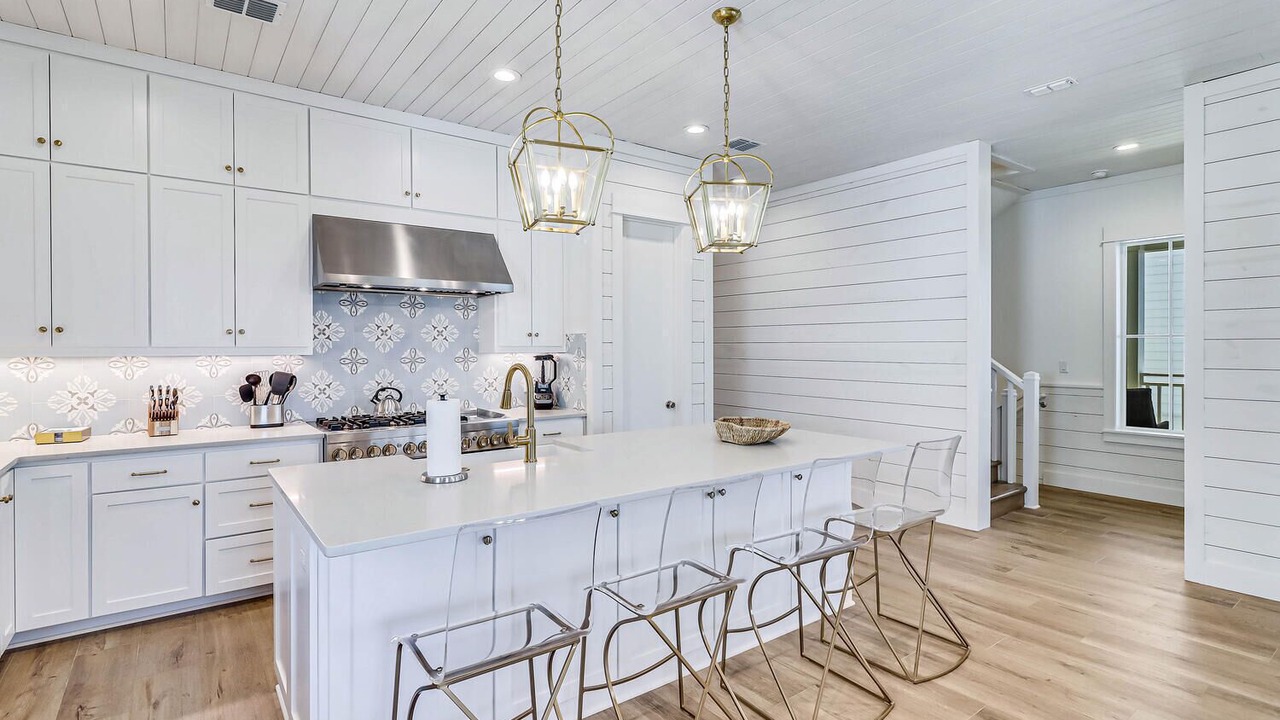 Photo of Others in Cinnamon Shore