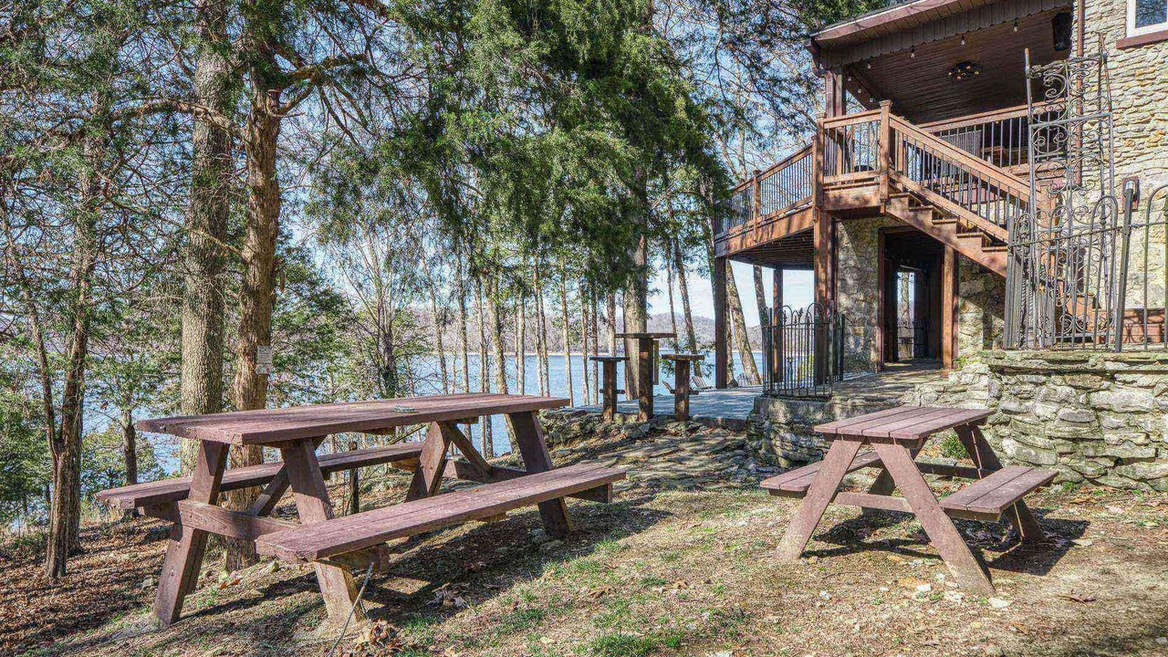 Photo of Outdoor in Silver Point