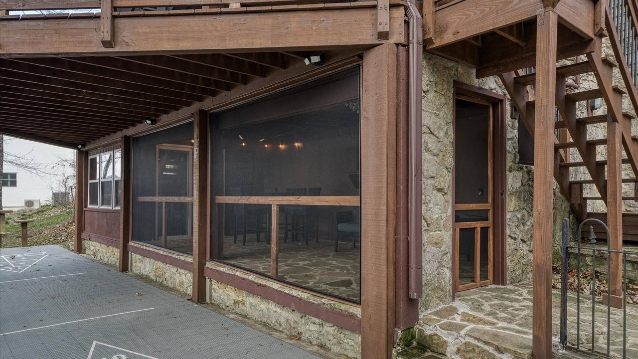 Photo of Outdoor in Silver Point