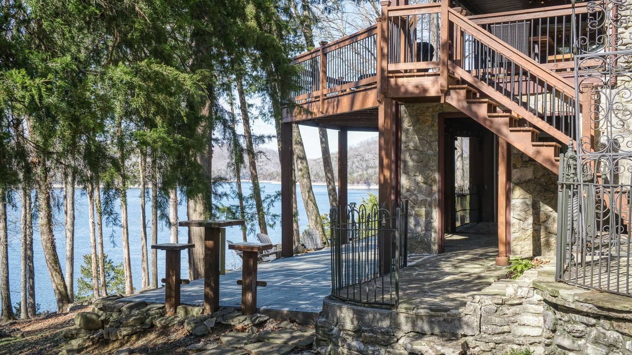 Photo of Patio Balcony in Silver Point