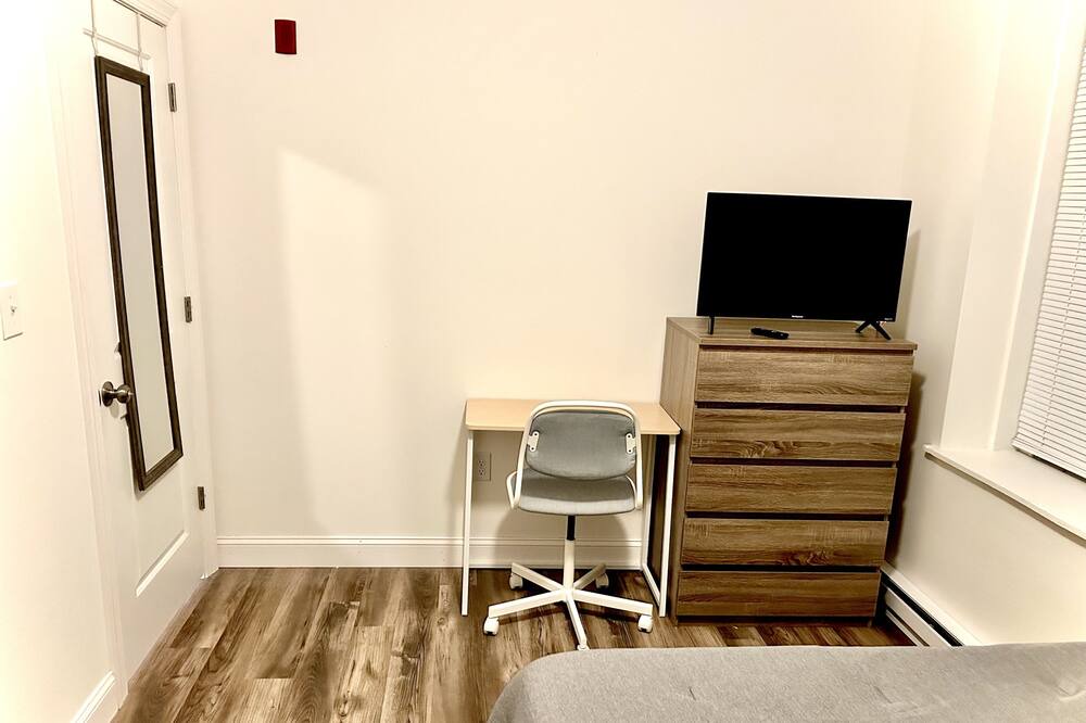 Photo of Bedroom in Manayunk