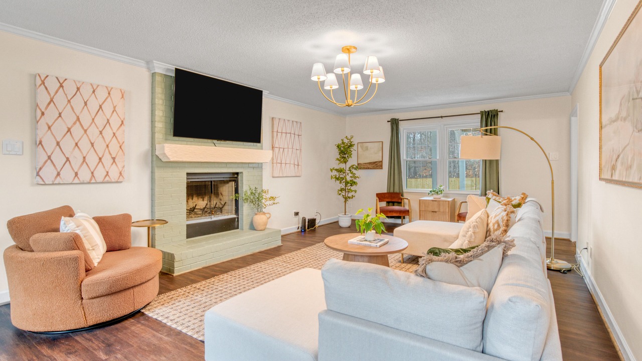 Photo of Livingroom in Greensboro