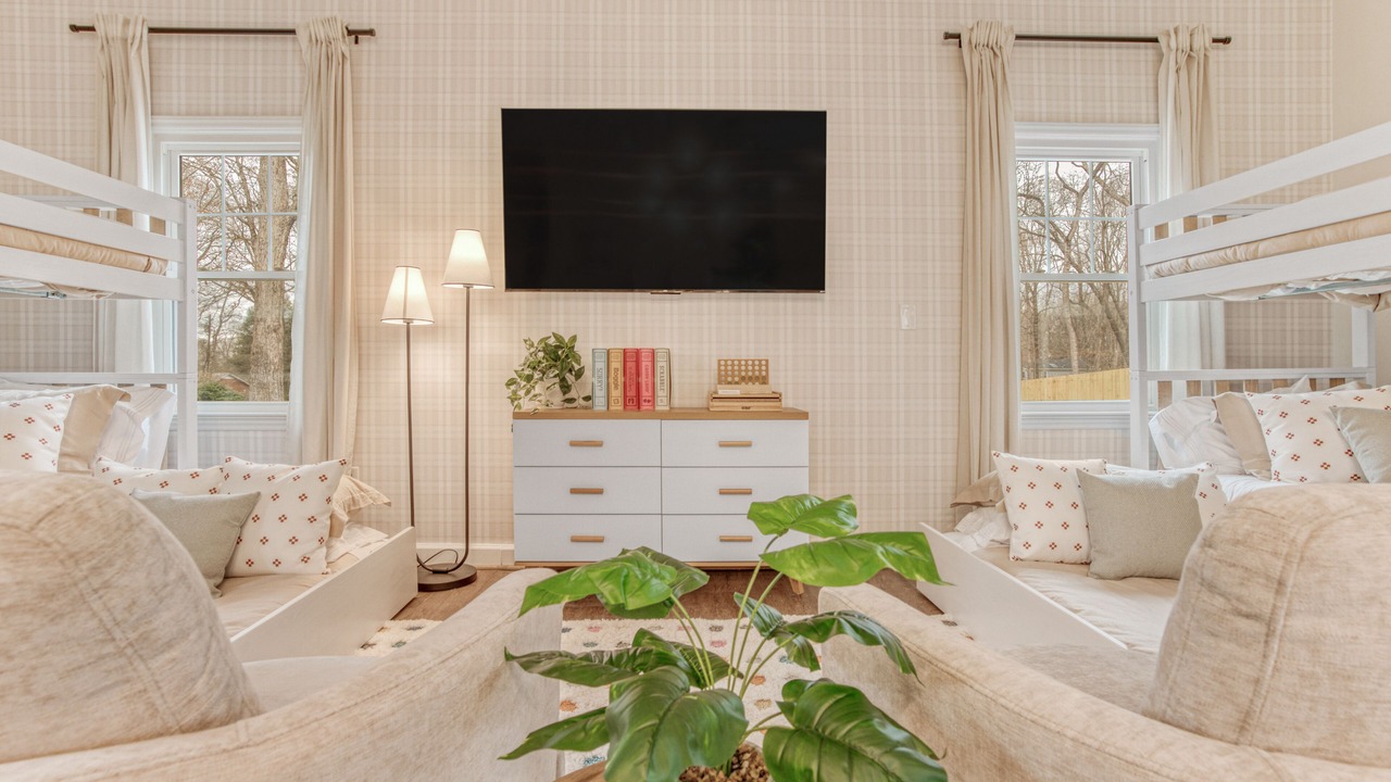 Photo of Livingroom in Greensboro