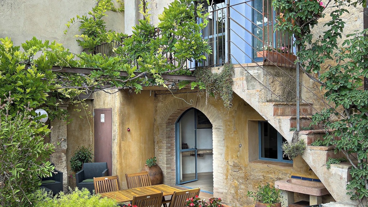 Photo of Outdoor in Centenys