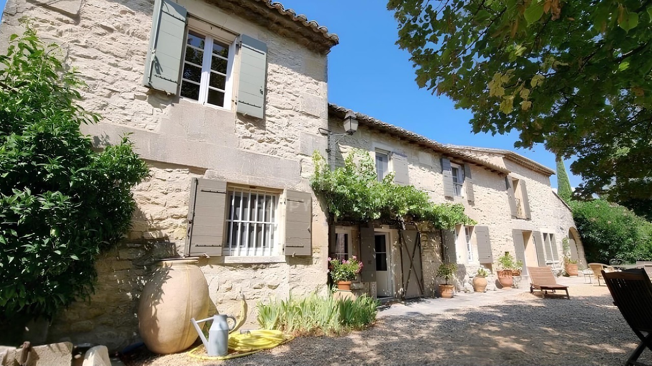 Photo of Buildings in Saint-Etienne-du-Gres