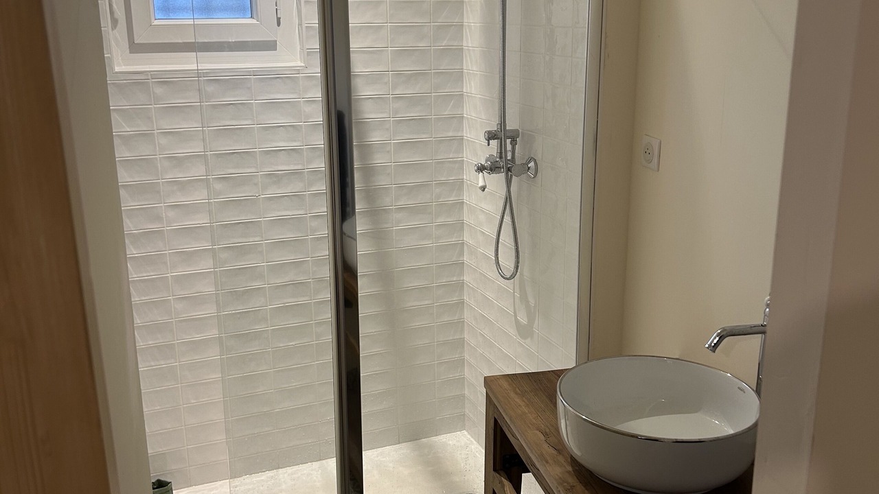 Photo of Bathroom in Saint-Etienne-du-Gres