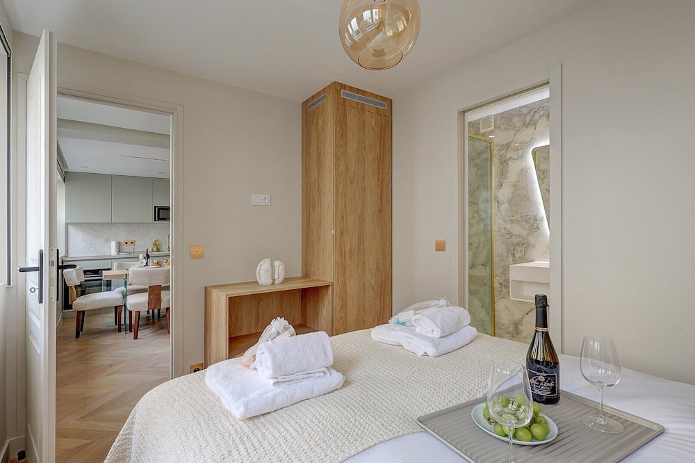 Photo of Bedroom in Grenelle