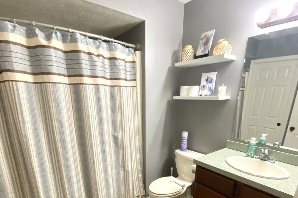 Photo of Bathroom in Lincoln
