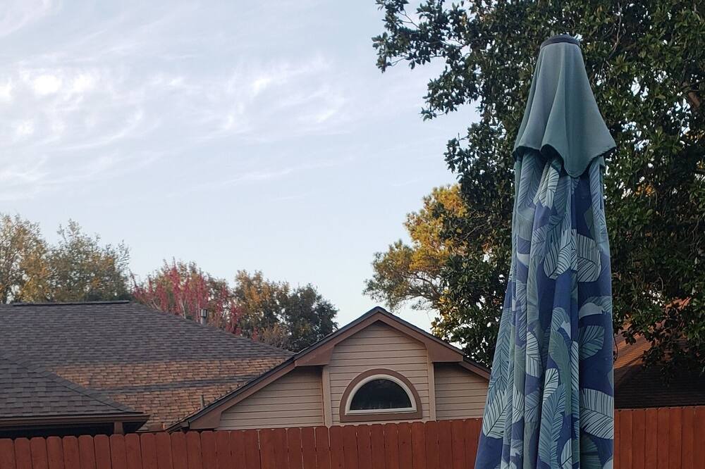 Photo of Outdoor in Pecan Grove