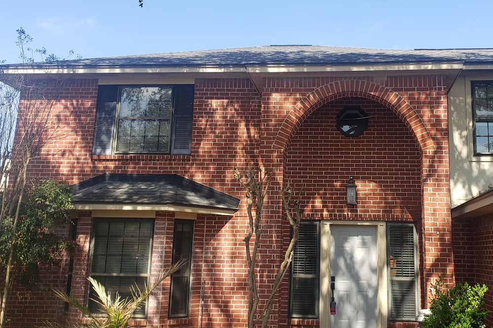 Photo of Outdoor in Pecan Grove