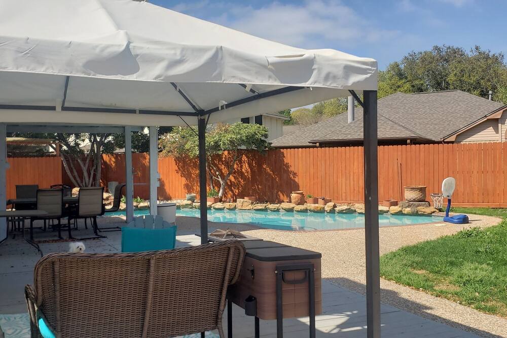 Photo of Outdoor in Pecan Grove