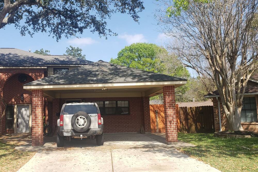 Photo of Outdoor in Pecan Grove