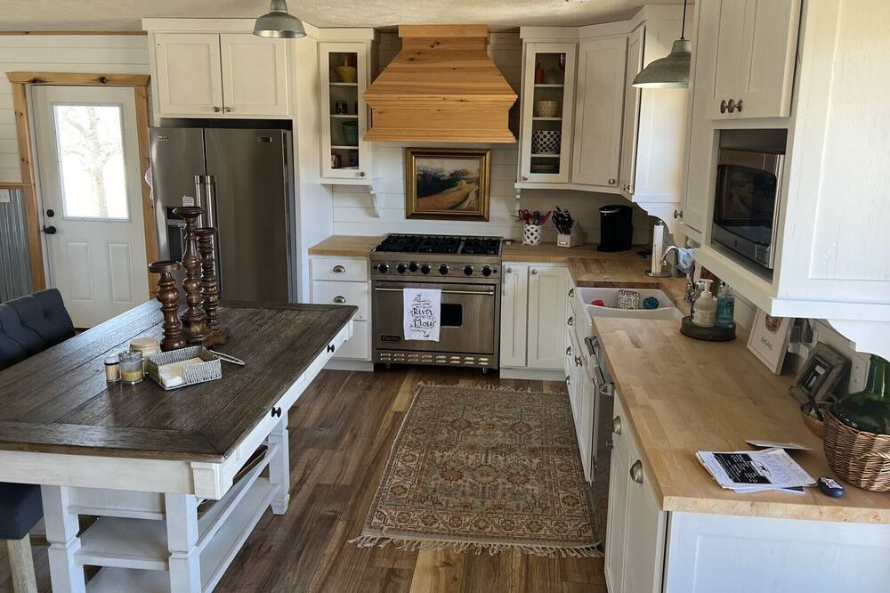 Photo of Kitchen in Van Buren