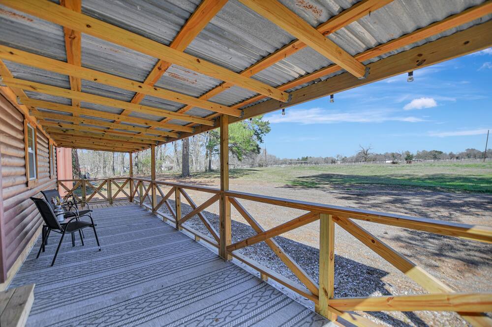 Photo of Outdoor in Willis