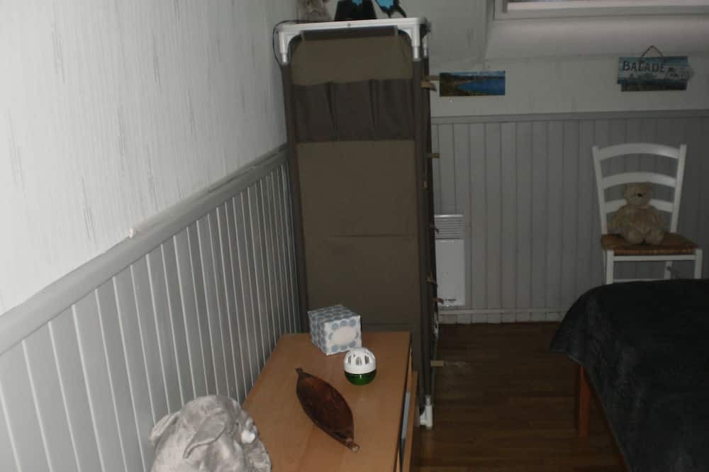 Photo of Bedroom in Saint-Jouan-de-l'Isle