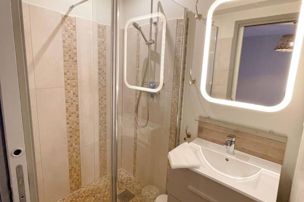 Photo of Bathroom in Noyers-sur-Cher