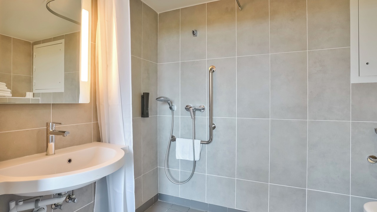 Photo of Bathroom in 14th Arrondissement