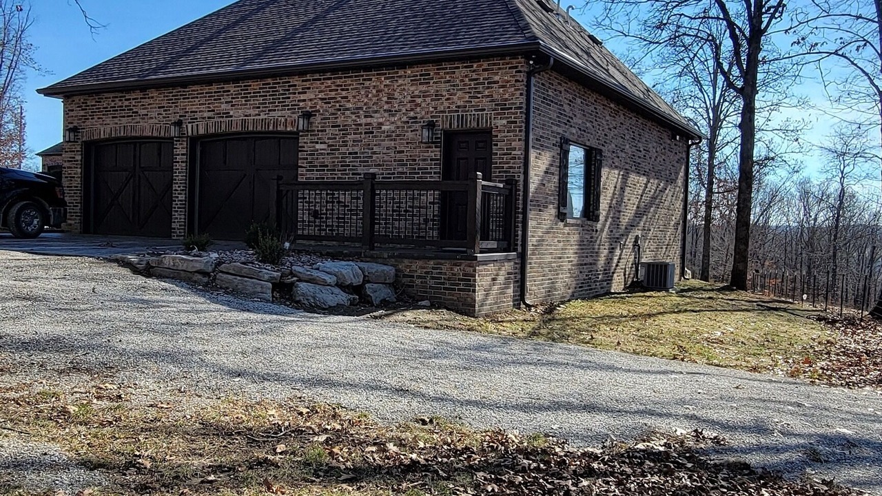 Photo of Outdoor in Squires