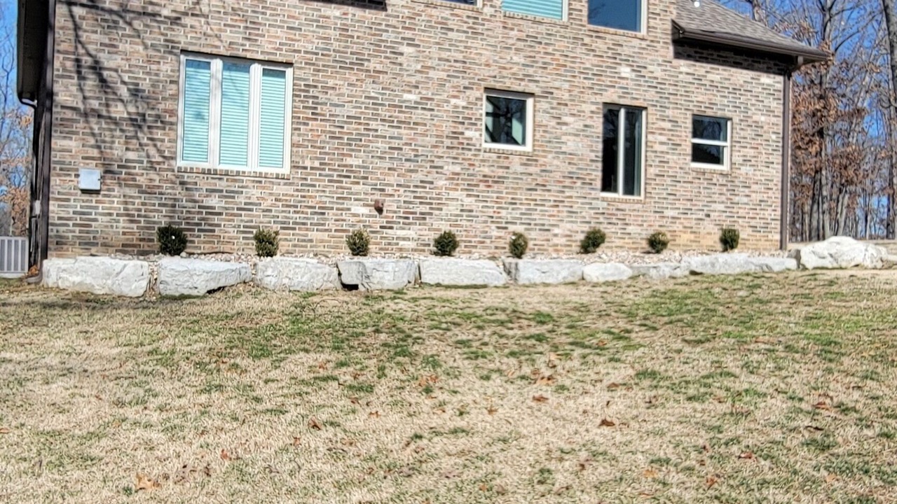 Photo of Outdoor in Squires